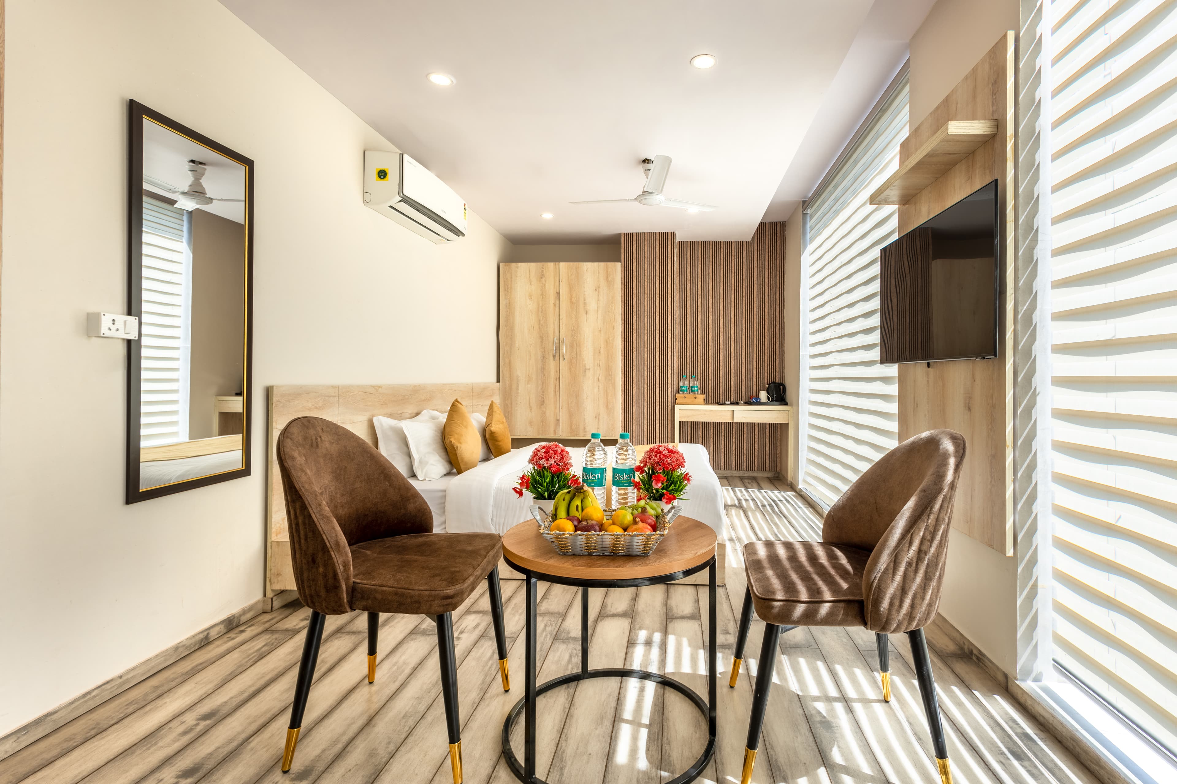SUITE image 2
